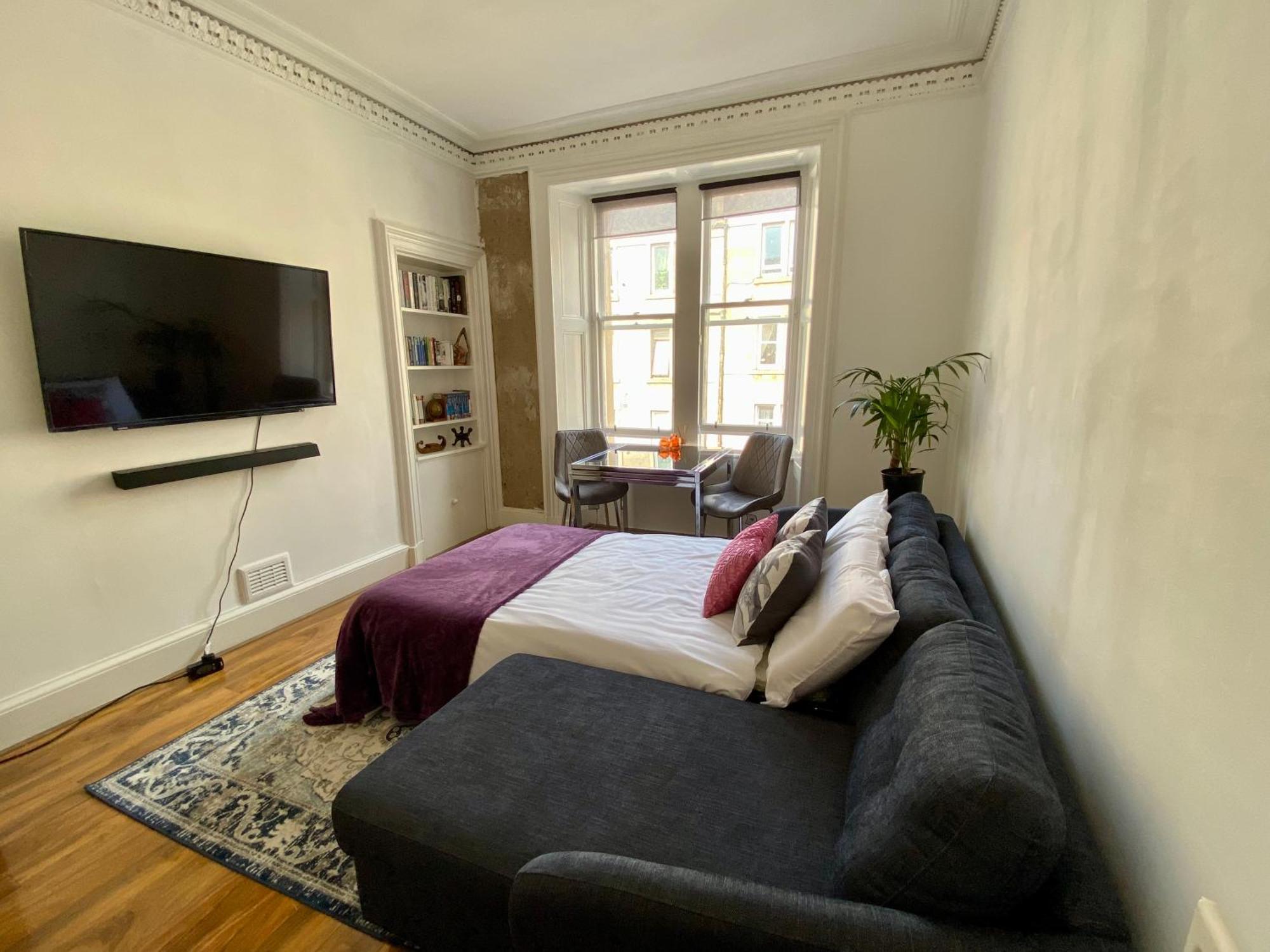 Traveller Award Winner 2024 - Edinburgh Apartment With 3 Beds ภายนอก รูปภาพ