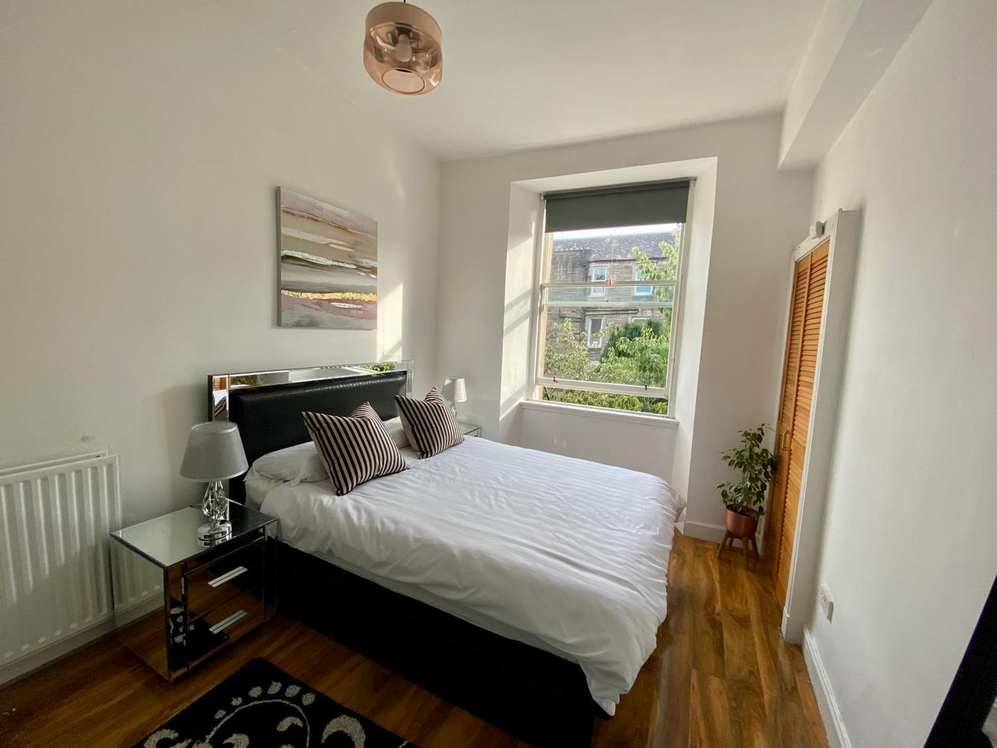 Traveller Award Winner 2024 - Edinburgh Apartment With 3 Beds ภายนอก รูปภาพ